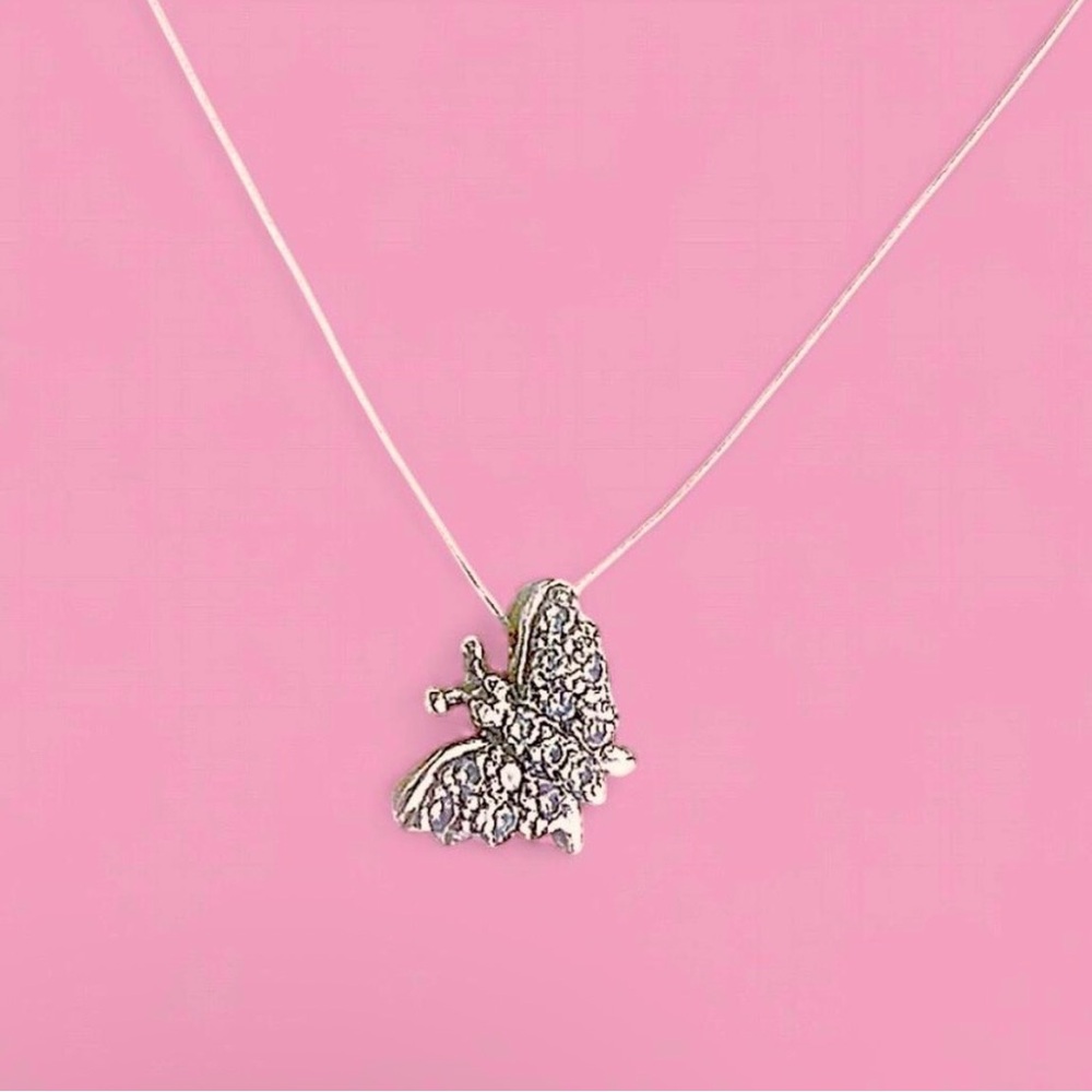 Dainty 18K Gold Diamond Pave Floating Butterfly Invisible Necklace